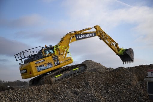 Komatsu HB215-3